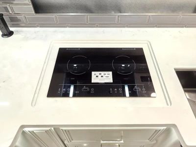 2026 Fleetwood DISCOVERY LXE - Photo 12