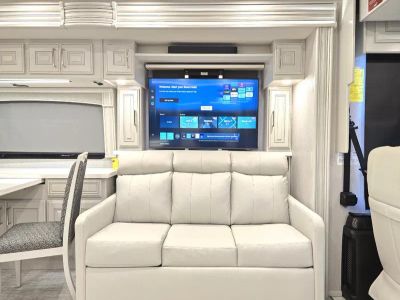 2026 Fleetwood DISCOVERY LXE - Photo 22