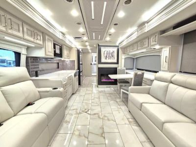 2026 Fleetwood DISCOVERY LXE - Photo 7