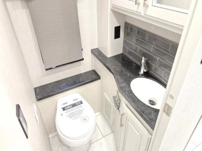 2026 Fleetwood DISCOVERY LXE - Photo 23