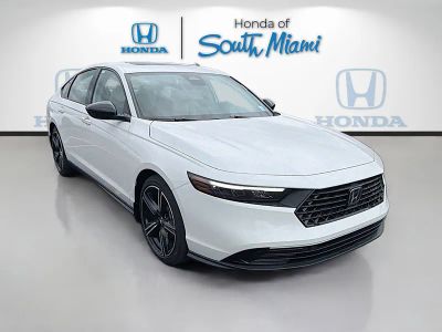 2026 Honda Accord Sedan SE in Platinum White Pearl — front three-quarter view