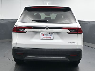 2026 2025 Toyota Grand Highlander Limited SUV — photo 7 view