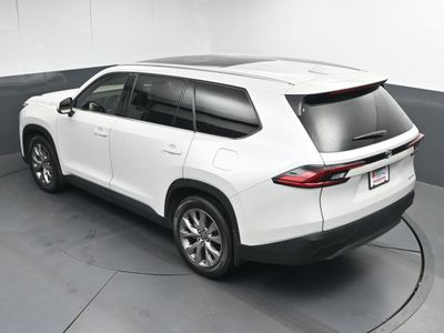 2026 2025 Toyota Grand Highlander Limited SUV — photo 36 view