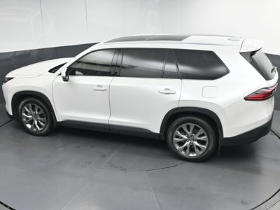 2026 2025 Toyota Grand Highlander Limited SUV — photo 37 view
