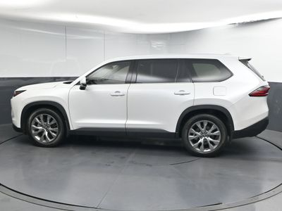 2026 2025 Toyota Grand Highlander Limited SUV — detail view