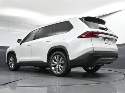 2026 2025 Toyota Grand Highlander Limited SUV — photo 28 view