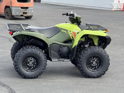2026 Yamaha Grizzly EPS — engine compartment view