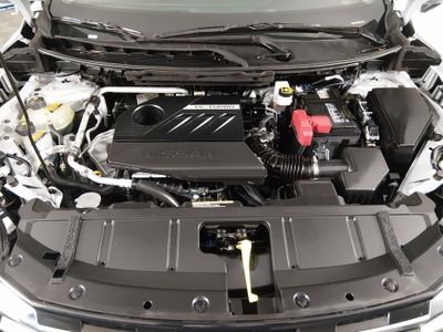 2025 Nissan Rogue — photo 9 view