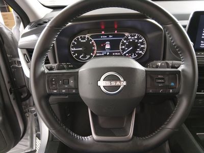 2025 Nissan Rogue — photo 12 view