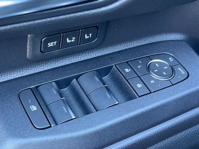 2026 Toyota Land Cruiser - Photo 13