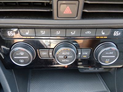 2024 Volkswagen Jetta — photo 17 view