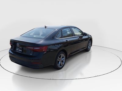 2024 Volkswagen Jetta — photo 7 view
