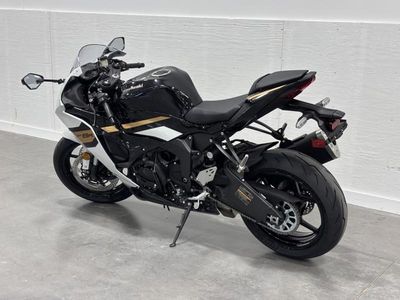 2026 Kawasaki Ninja ZX-6R - Photo 8