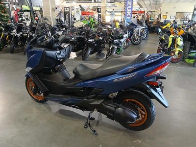2026 Suzuki Burgman 400 - Photo 6