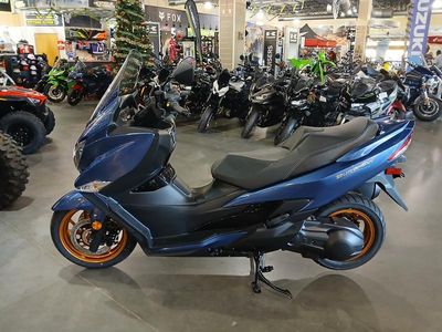 2026 Suzuki Burgman 400 - Photo 2