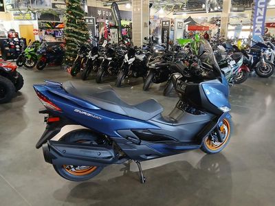 2026 Suzuki Burgman 400 - Photo 8