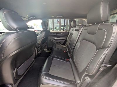 2025 Jeep Grand Cherokee - Photo 11