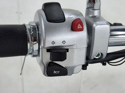 2025 Suzuki Boulevard C50T Special — photo 13 view