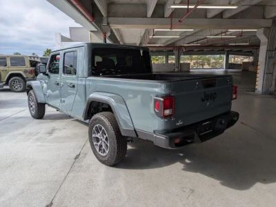 2026 Jeep Gladiator — detail view