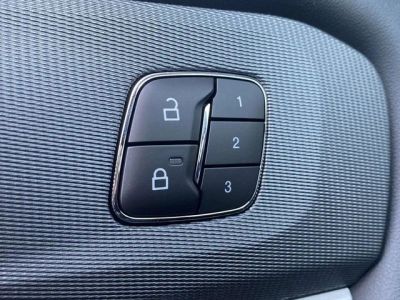 2026 Ford Explorer — photo 16 view