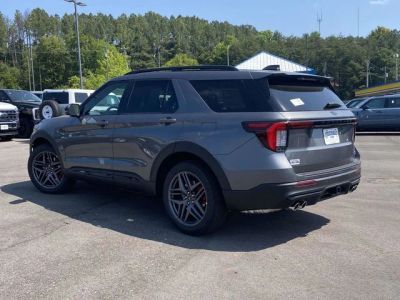 2026 Ford Explorer — detail view