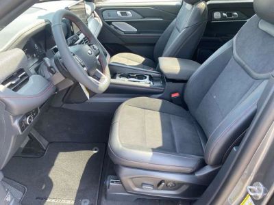 2026 Ford Explorer — photo 14 view