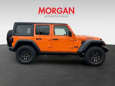 2025 Jeep Wrangler — photo 8 view