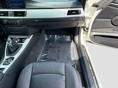 2013 BMW 3 Series — photo 17 view