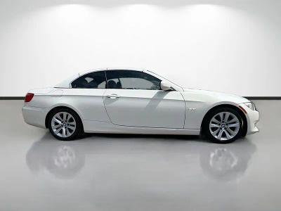 2013 BMW 3 Series — side profile view