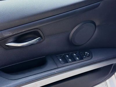 2013 BMW 3 Series — photo 21 view