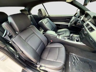 2013 BMW 3 Series — photo 14 view