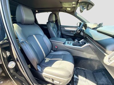2025 Mazda CX-70 — photo 16 view