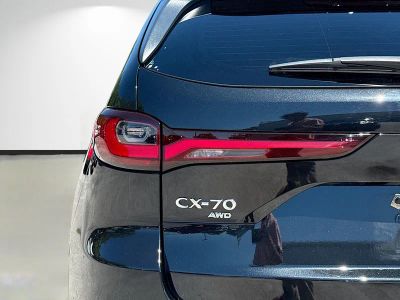 2025 Mazda CX-70 — photo 10 view