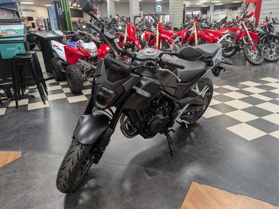 2025 Honda CB500F — rear three-quarter view