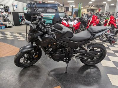 2025 Honda CB500F — photo 8 view