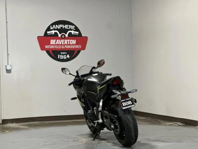 2026 Honda CBR650R E-Clutch - Photo 2