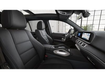2026 Mercedes-Benz GLE — interior view