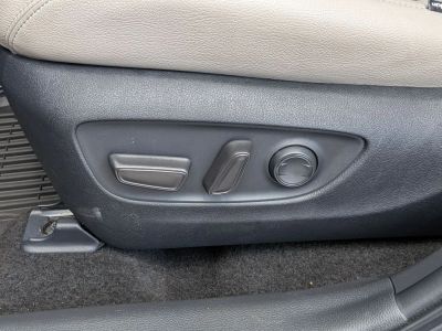 2025 Toyota RAV4 - Photo 13
