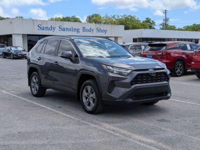 2025 Toyota RAV4 - Photo 7