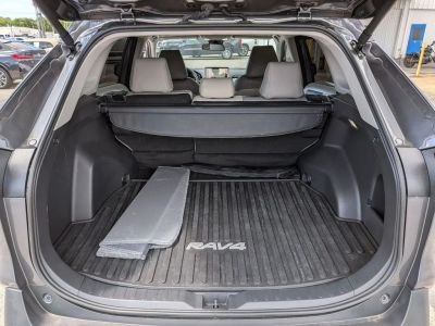 2025 Toyota RAV4 - Photo 24