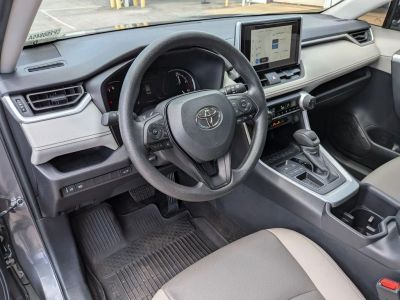 2025 Toyota RAV4 - Photo 27