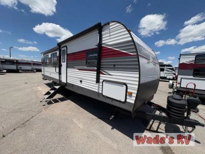 2025 Prime Time RV Avenger 28REI — front three-quarter view
