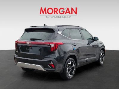 2026 Kia Seltos — engine compartment view