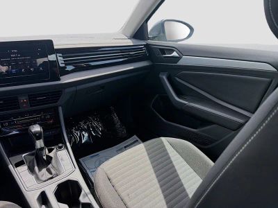 2026 Volkswagen Jetta — photo 18 view
