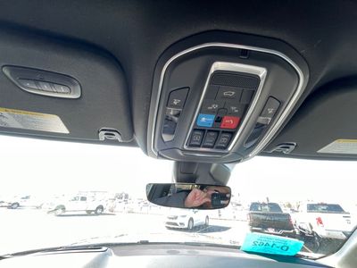 2024 Jeep Wagoneer — photo 22 view