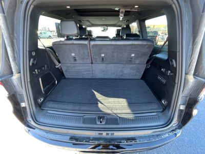 2024 Jeep Wagoneer — photo 17 view