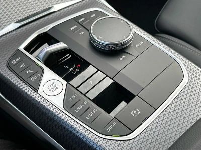 2026 BMW 3 Series — photo 14 view