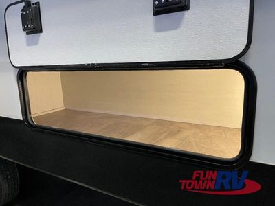 2026 Coachmen RV Chaparral Lite - Photo 5