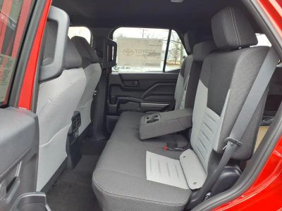2026 Toyota 4Runner - Photo 12