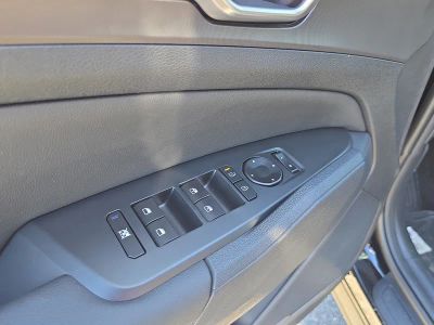 2026 Kia Sportage — photo 20 view